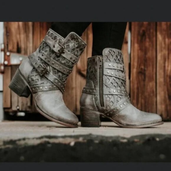 freebird Shoes - Freebird Cato Strappy Harness Ankle Bootie Boots Stone Gray Distressed Women's 6